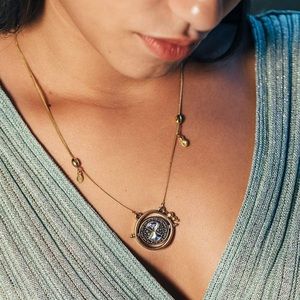 NWT Alex and Ani Harry Potter Timeturner Necklace